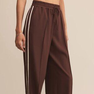 Z Supply Saunder Track Pant in sandalwood (NEW!)